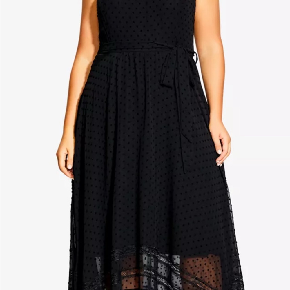 City Chic Black Sleeveless Maxi Dress with Dotted Texture